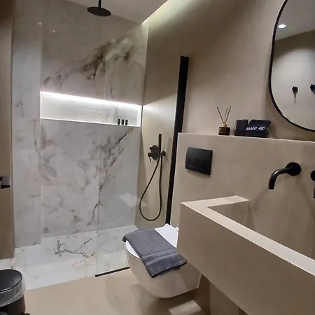 Апартаменты ύρια House's *