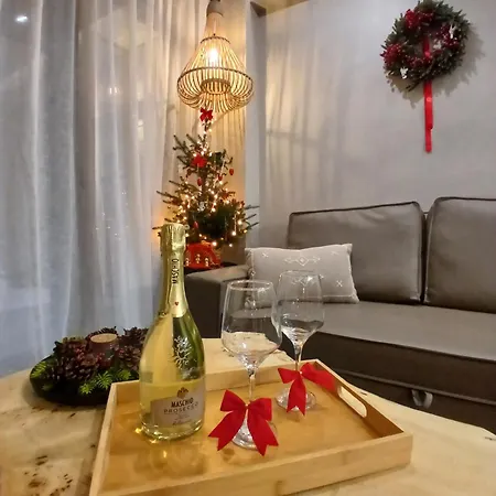 ύρια House's דירה
